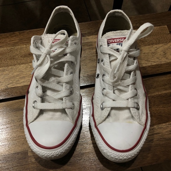 White Converse Chucks All Star ⭐️ - Picture 3 of 8